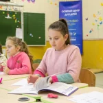 Скільки коштують гуртки, репетитори й продовжений день у 2026 році