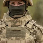 Тисяча військовослужбовиць протестує нове жіноче бойове спорядження